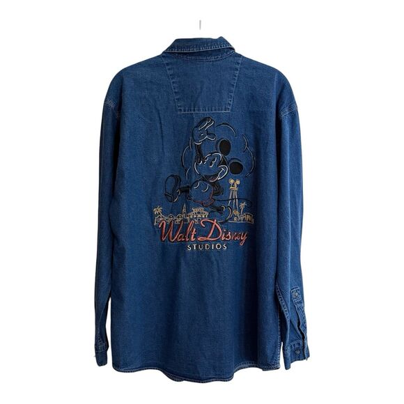 Vintage Disney Store Denim Shirt Mens Size Medium Mickey Embroidered Walt Studio - Picture 11 of 12